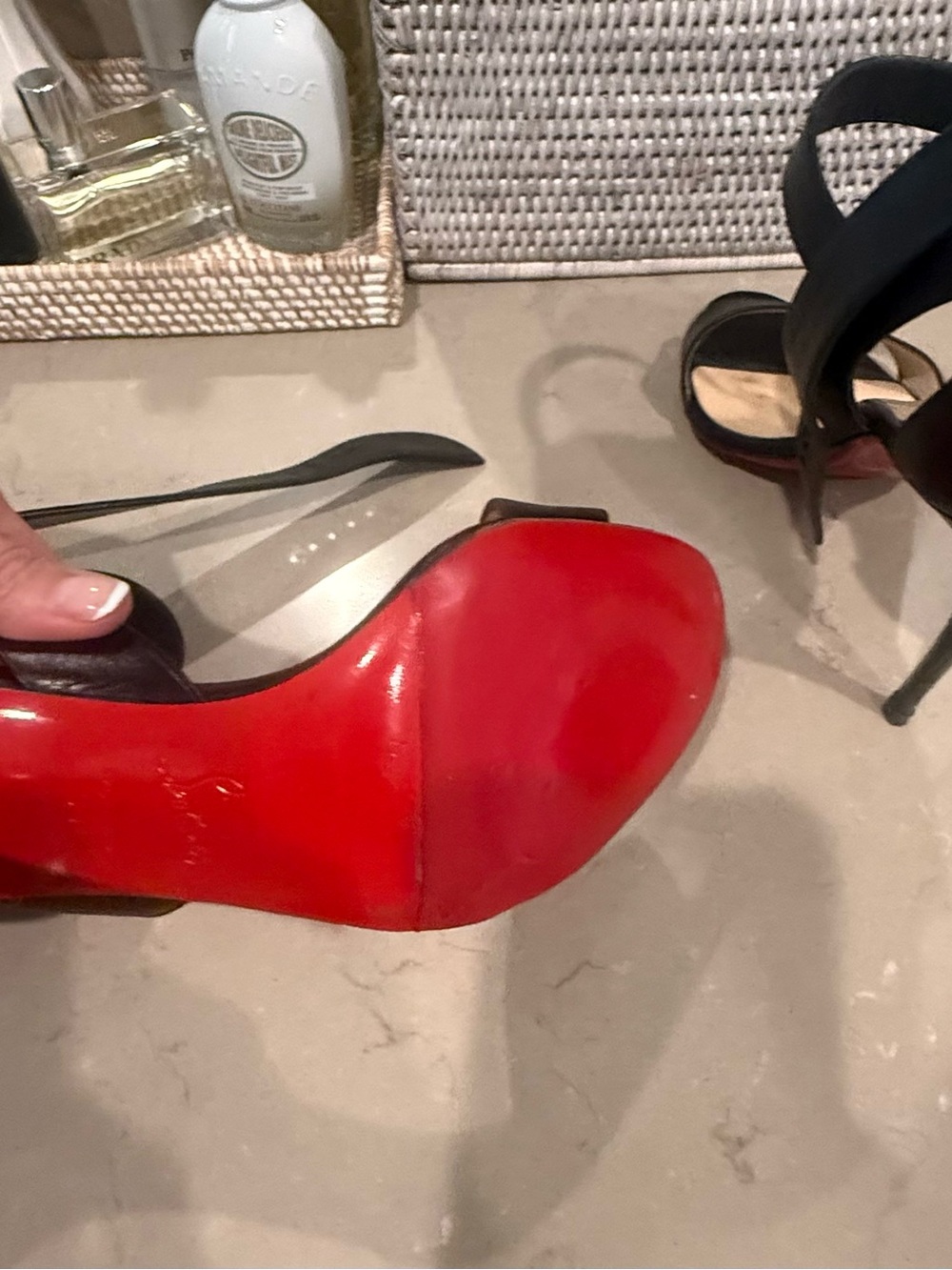 Christian Louboutin multipot Black Leather Strappy Ankle-Heel Sandals sz 39 8.5 - Picture 10 of 10